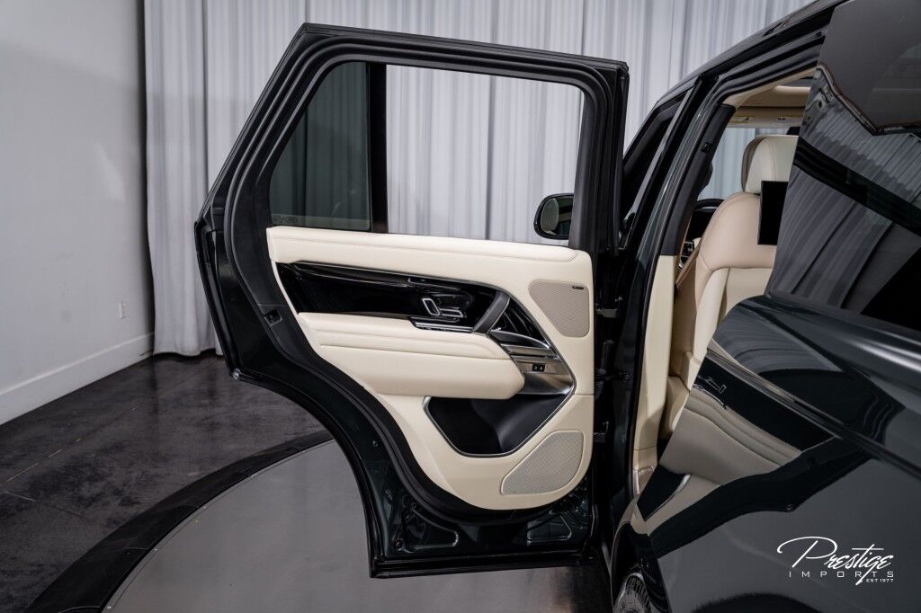 2023 Land Rover Range Rover SE North Miami Beach FL