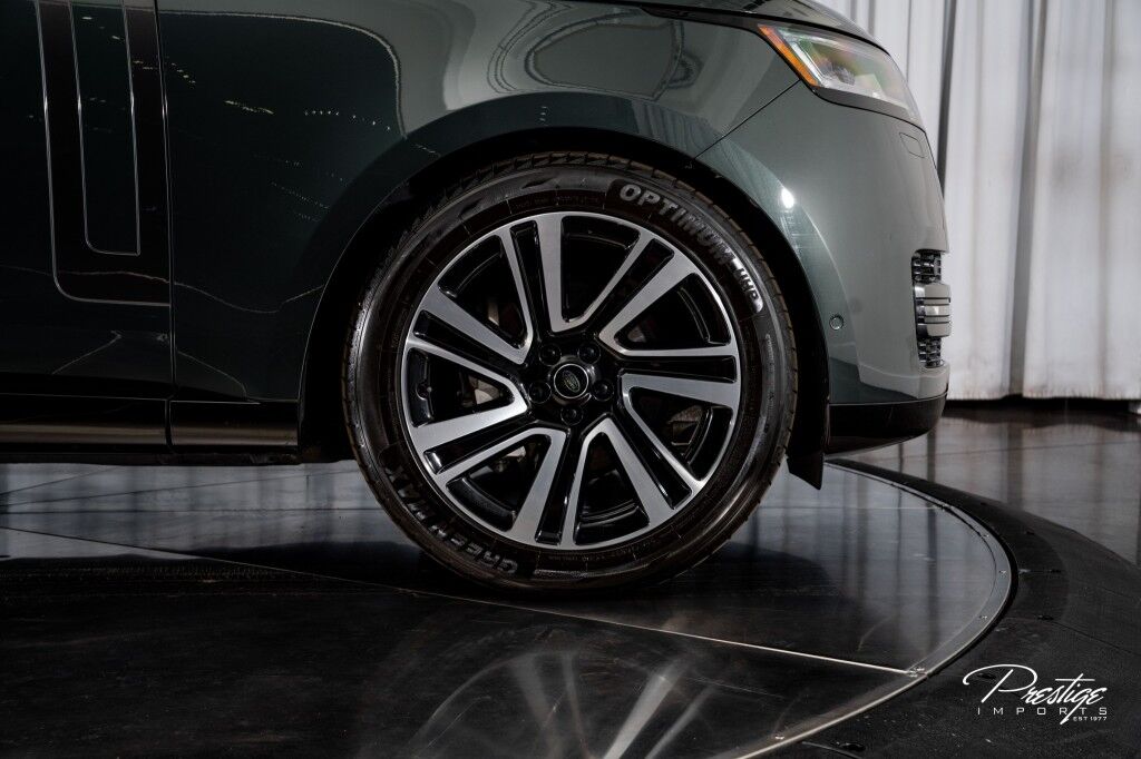 2023 Land Rover Range Rover SE North Miami Beach FL