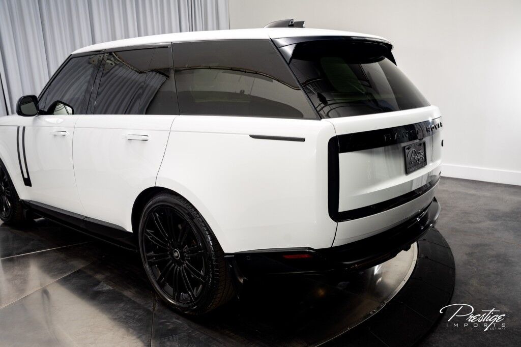 2023 Land Rover Range Rover SE North Miami Beach FL