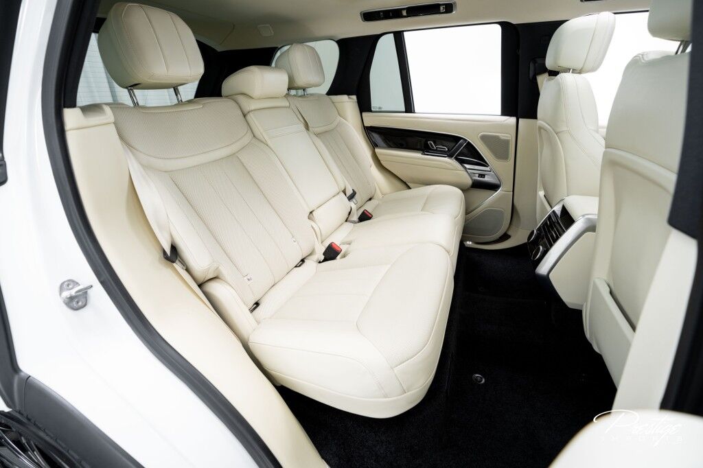 2023 Land Rover Range Rover SE North Miami Beach FL