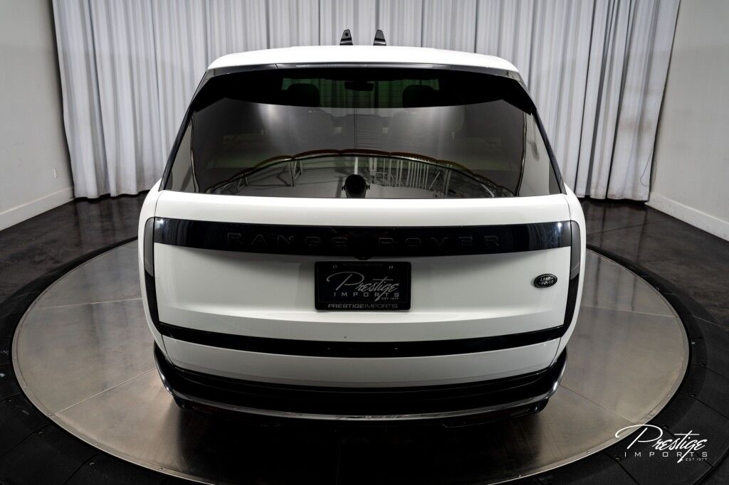 2023 Land Rover Range Rover SE North Miami Beach FL