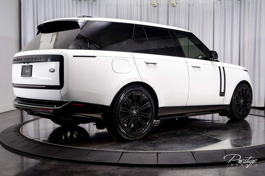 2023 Land Rover Range Rover SE North Miami Beach FL