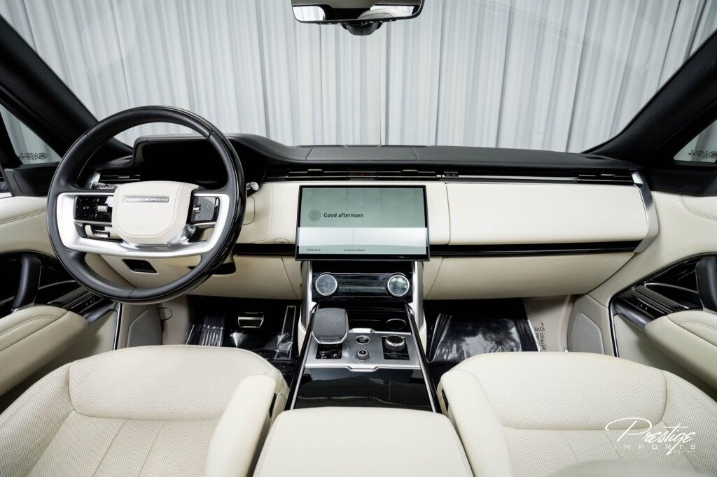 2023 Land Rover Range Rover SE North Miami Beach FL