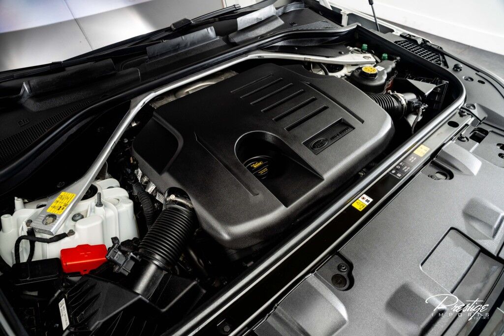 2023 Land Rover Range Rover SE North Miami Beach FL