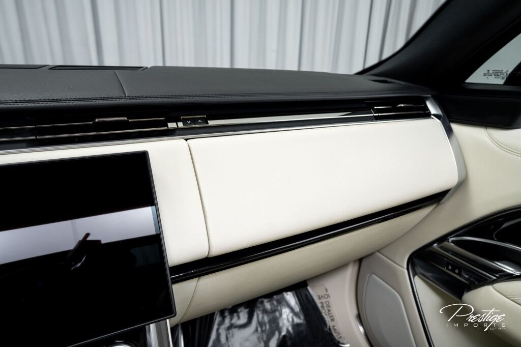 2023 Land Rover Range Rover SE North Miami Beach FL