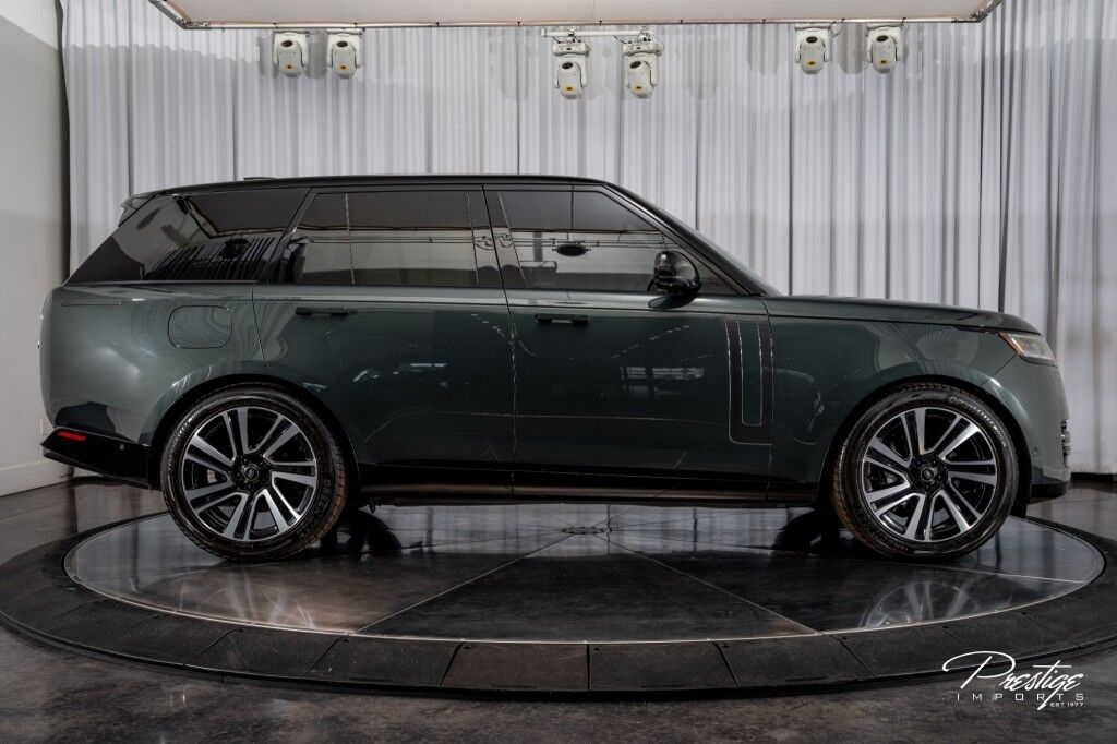 2023 Land Rover Range Rover SE North Miami Beach FL