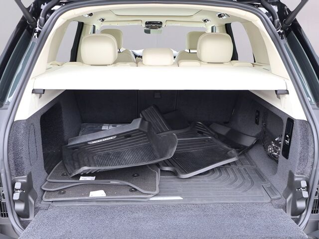 2023 Land Rover Range Rover SE Oshkosh WI