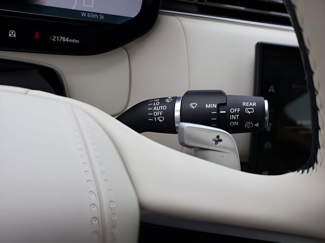 2023 Land Rover Range Rover SE Oshkosh WI