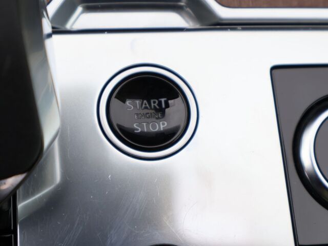 2023 Land Rover Range Rover SE Oshkosh WI