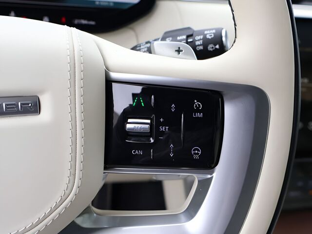 2023 Land Rover Range Rover SE Oshkosh WI