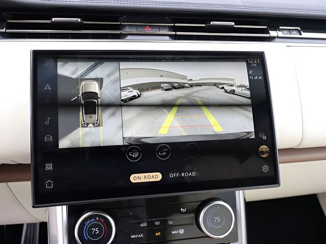 2023 Land Rover Range Rover SE Oshkosh WI