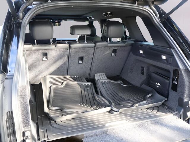 2023 Land Rover Range Rover SE Oshkosh WI 2023 Land Rover Range Rover SE Oshkosh WI