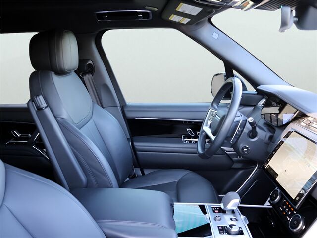 2023 Land Rover Range Rover SE Oshkosh WI