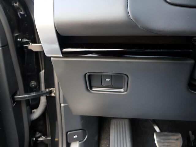 2023 Land Rover Range Rover SE Oshkosh WI 2023 Land Rover Range Rover SE Oshkosh WI