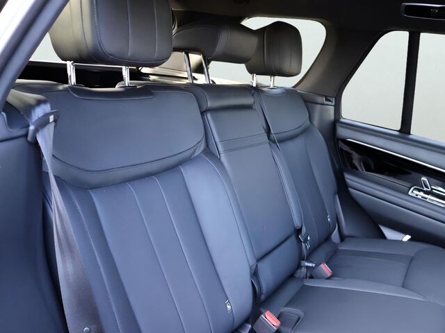 2023 Land Rover Range Rover SE Oshkosh WI 2023 Land Rover Range Rover SE Oshkosh WI