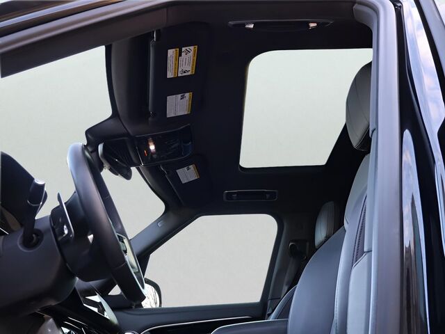 2023 Land Rover Range Rover SE Oshkosh WI 2023 Land Rover Range Rover SE Oshkosh WI