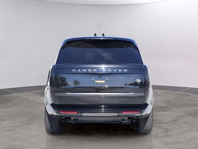 2023 Land Rover Range Rover SE Oshkosh WI