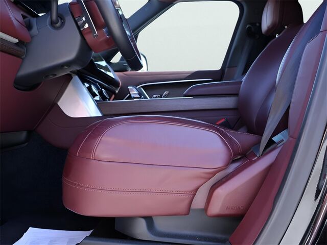 2023 Land Rover Range Rover SE Oshkosh WI