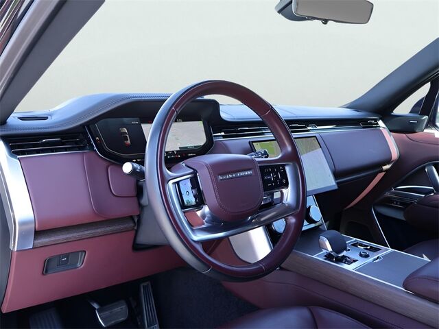 2023 Land Rover Range Rover SE Oshkosh WI