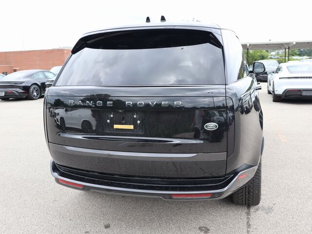 2023 Land Rover Range Rover SE Oshkosh WI