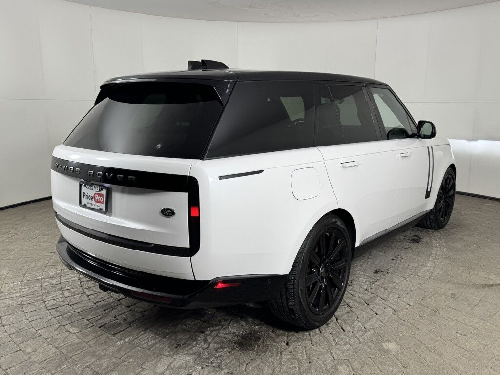 2023 Land Rover Range Rover SE P400 w/Nav/Pano Roof Maumee OH