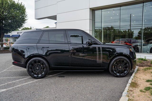 2023 Land Rover Range Rover SE Paramus NJ