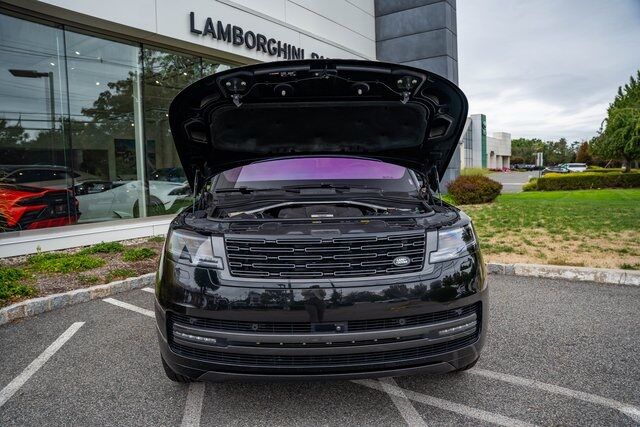 2023 Land Rover Range Rover SE Paramus NJ