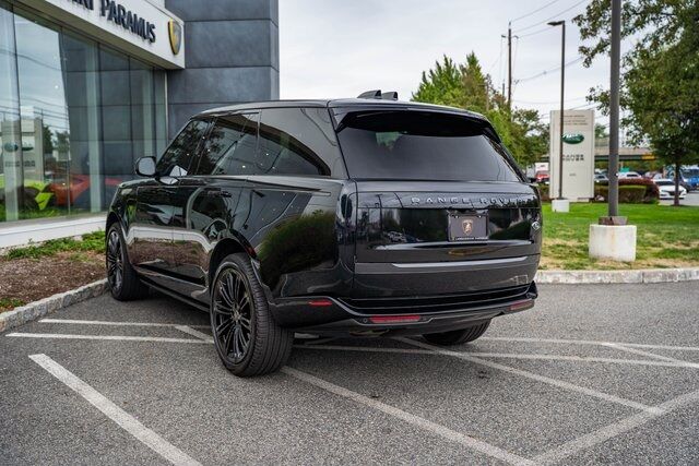 2023 Land Rover Range Rover SE Paramus NJ