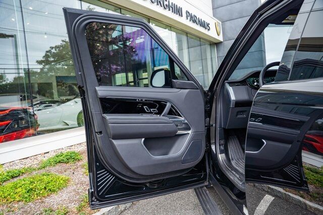 2023 Land Rover Range Rover SE Paramus NJ