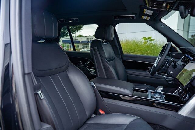 2023 Land Rover Range Rover SE Paramus NJ