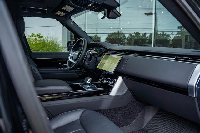 2023 Land Rover Range Rover SE Paramus NJ