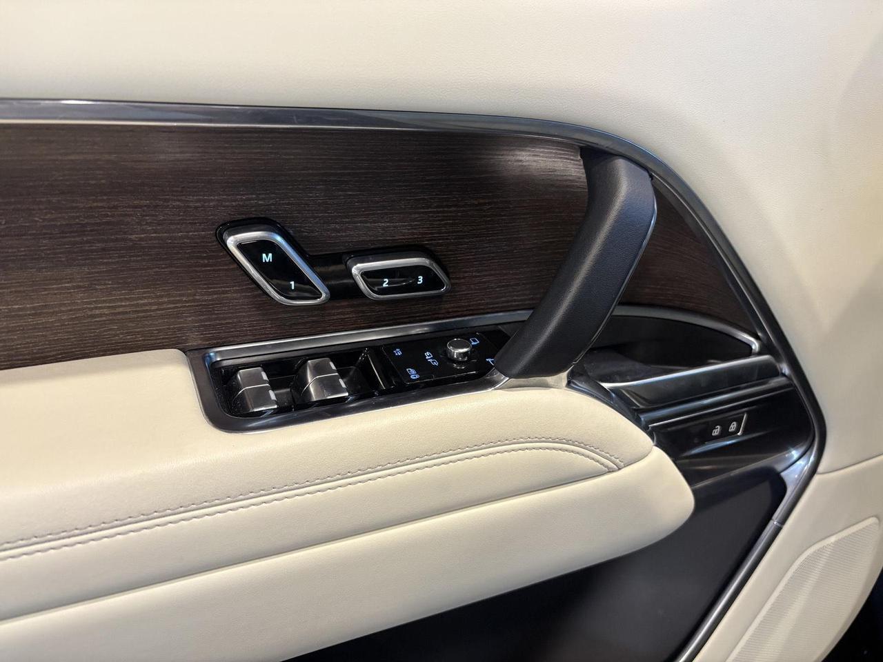2023 Land Rover Range Rover SE Parker CO