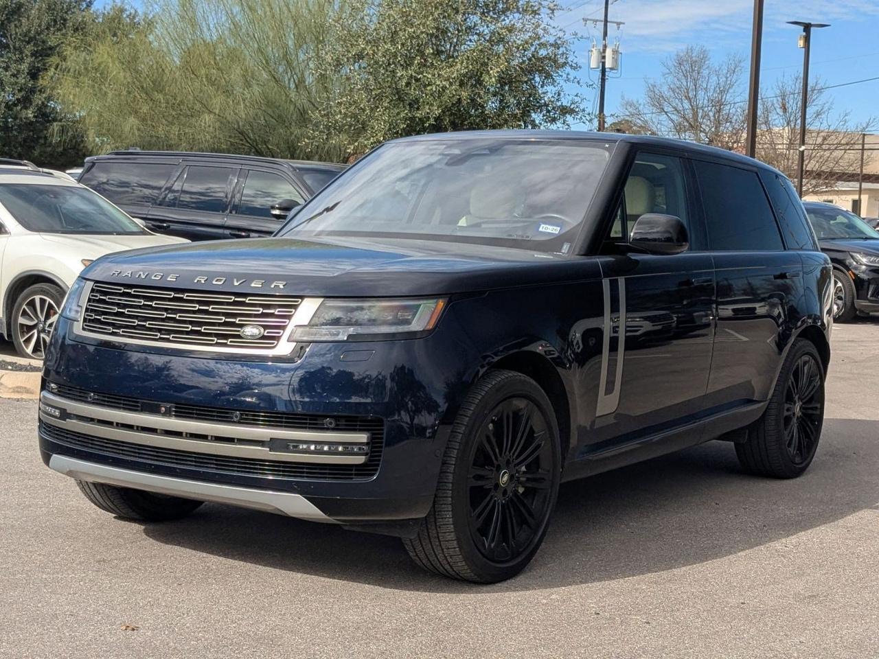 2023 Land Rover Range Rover SE