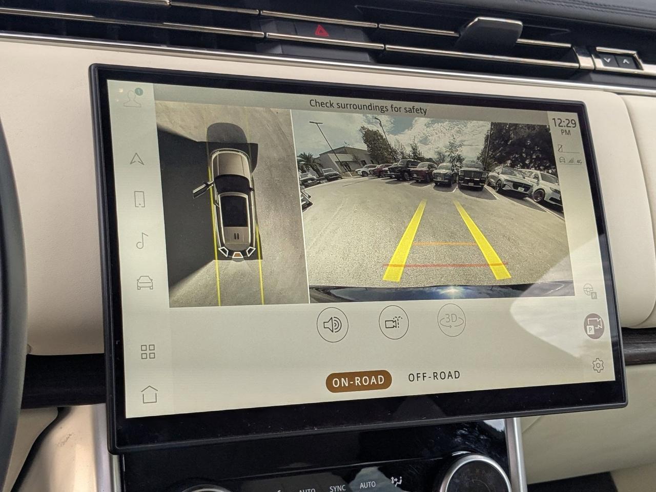 2023 Land Rover Range Rover SE