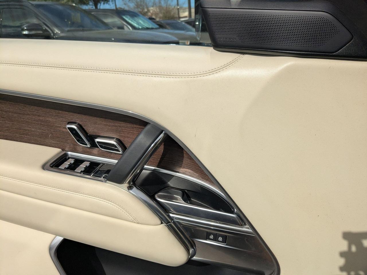 2023 Land Rover Range Rover SE