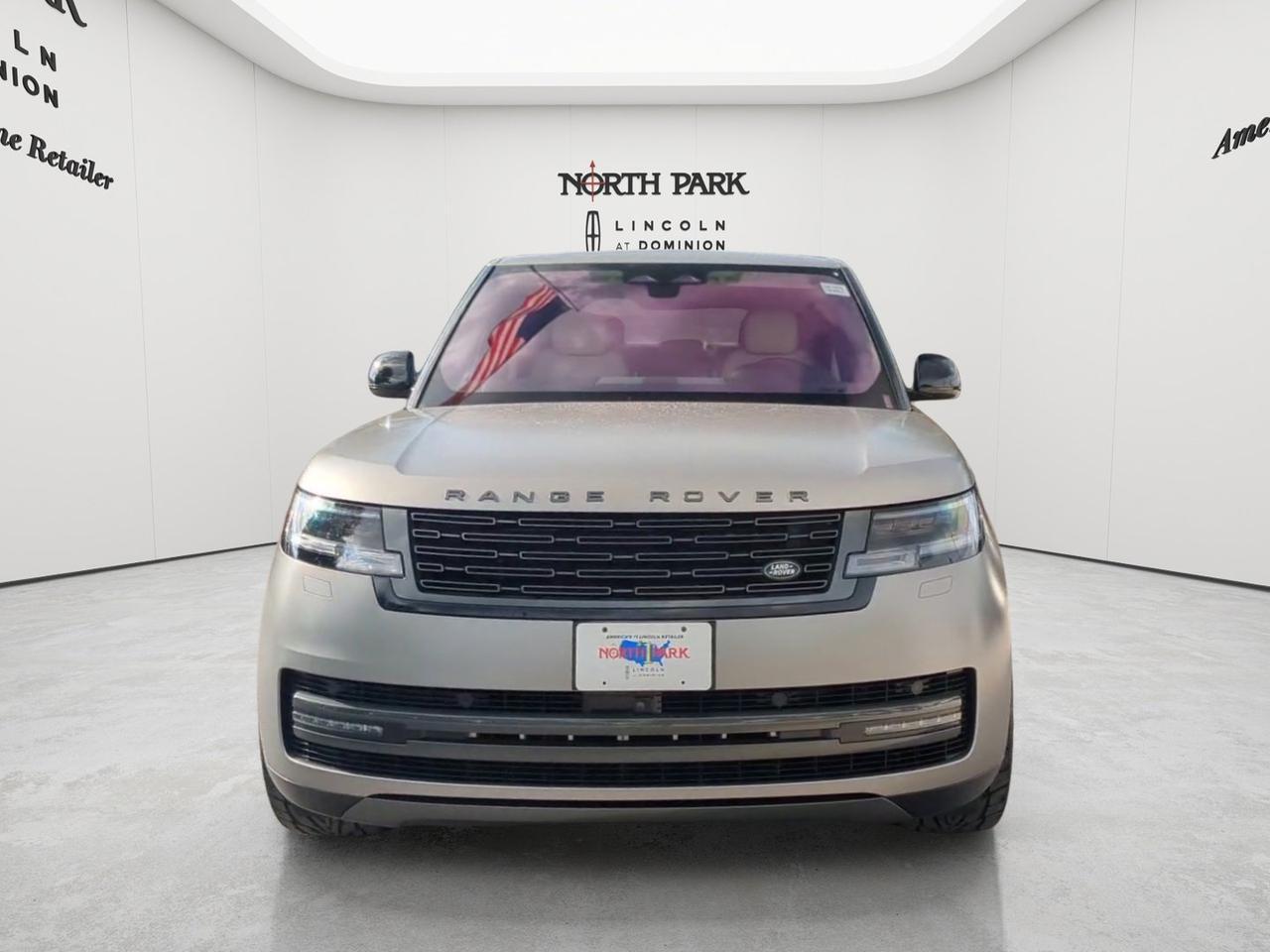 2023 Land Rover Range Rover SE