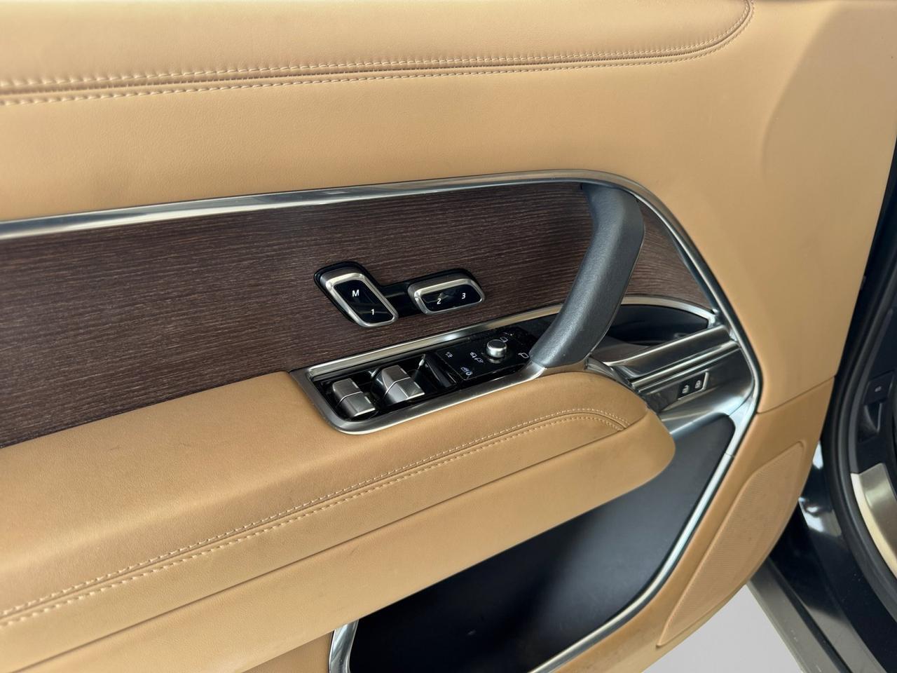 2023 Land Rover Range Rover SE  Selma TX