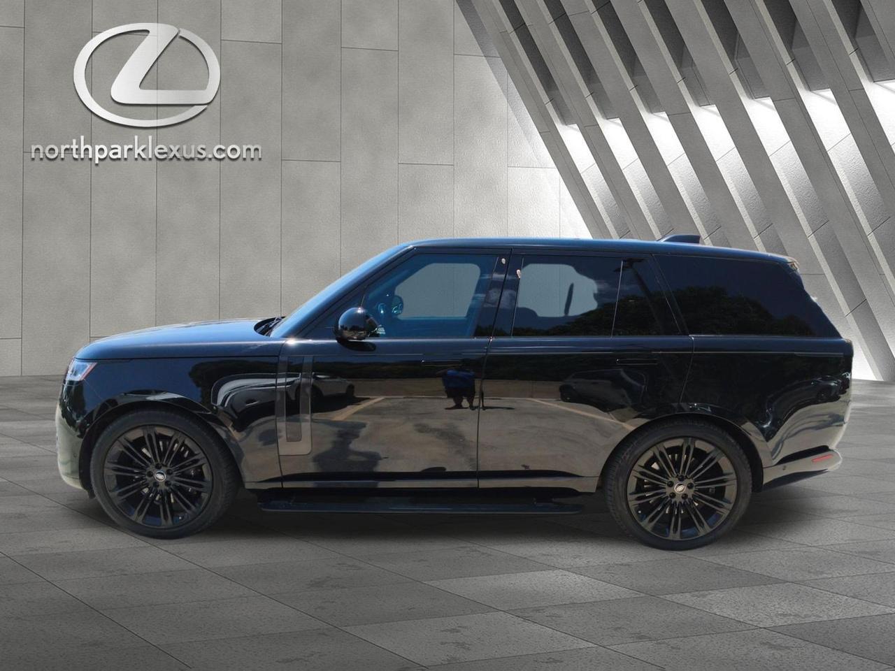2023 Land Rover Range Rover SE