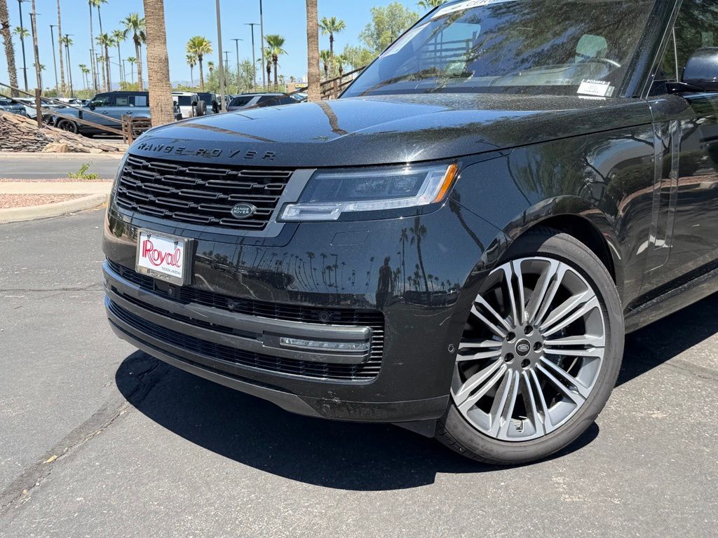 2023 Land Rover Range Rover SE