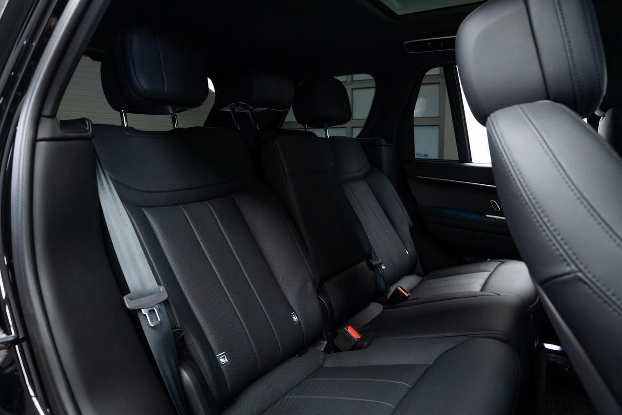 2023 Land Rover Range Rover SE Vented Seats Adaptive Suspension Portland OR