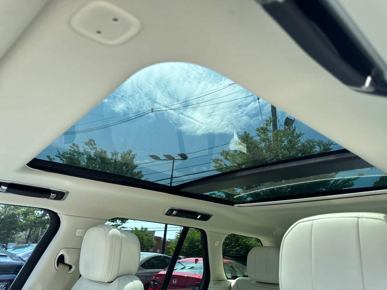 2023 Land Rover Range Rover SE Dartmouth MA
