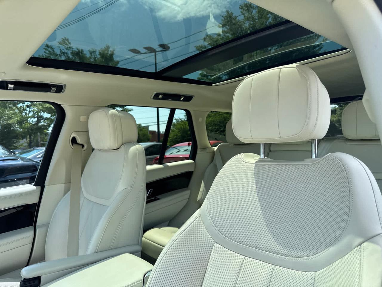 2023 Land Rover Range Rover SE Dartmouth MA