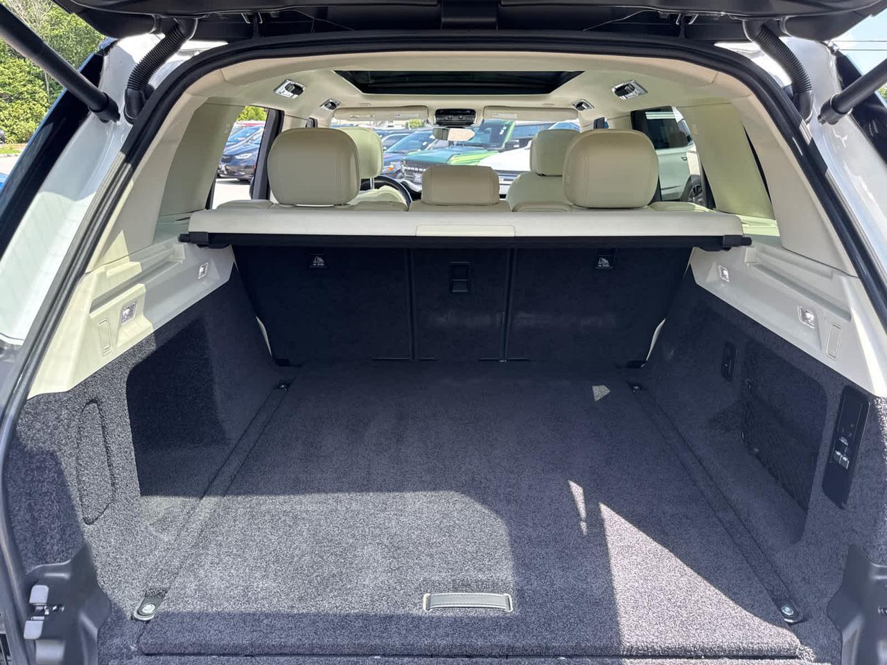 2023 Land Rover Range Rover SE Dartmouth MA