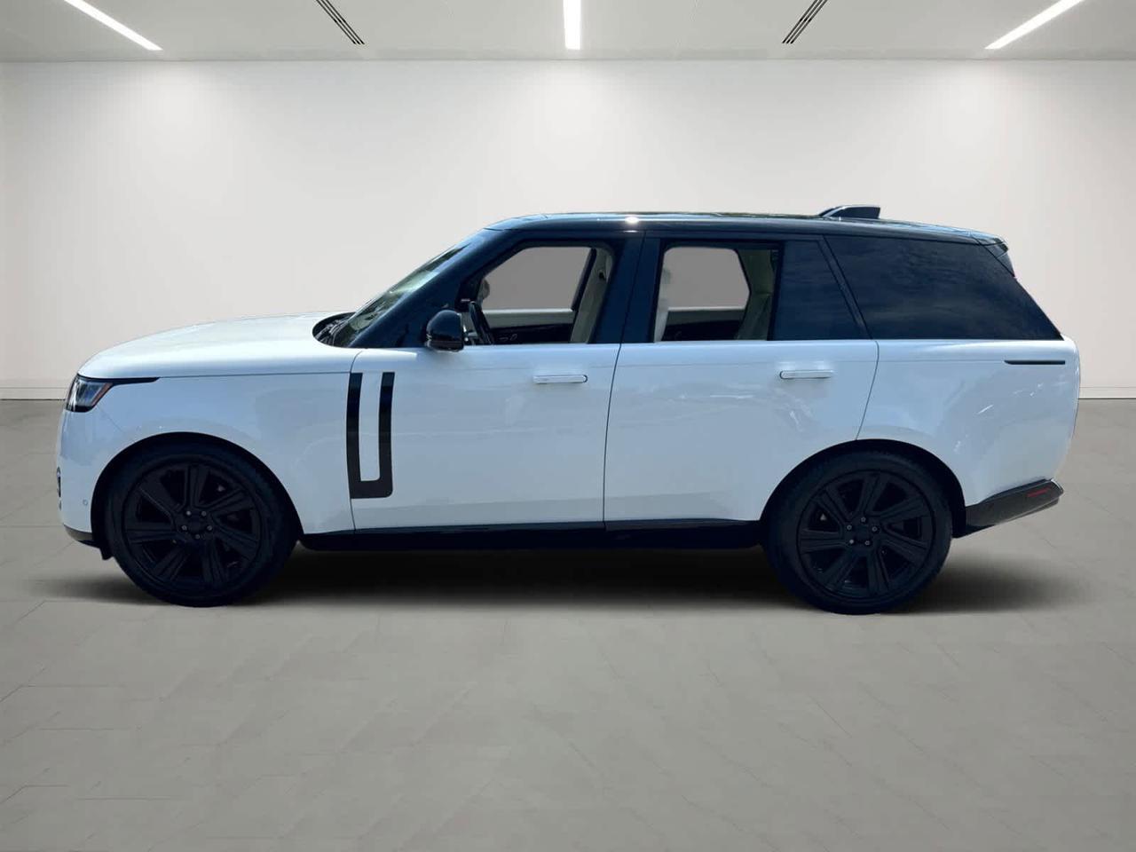 2023 Land Rover Range Rover SE Dartmouth MA
