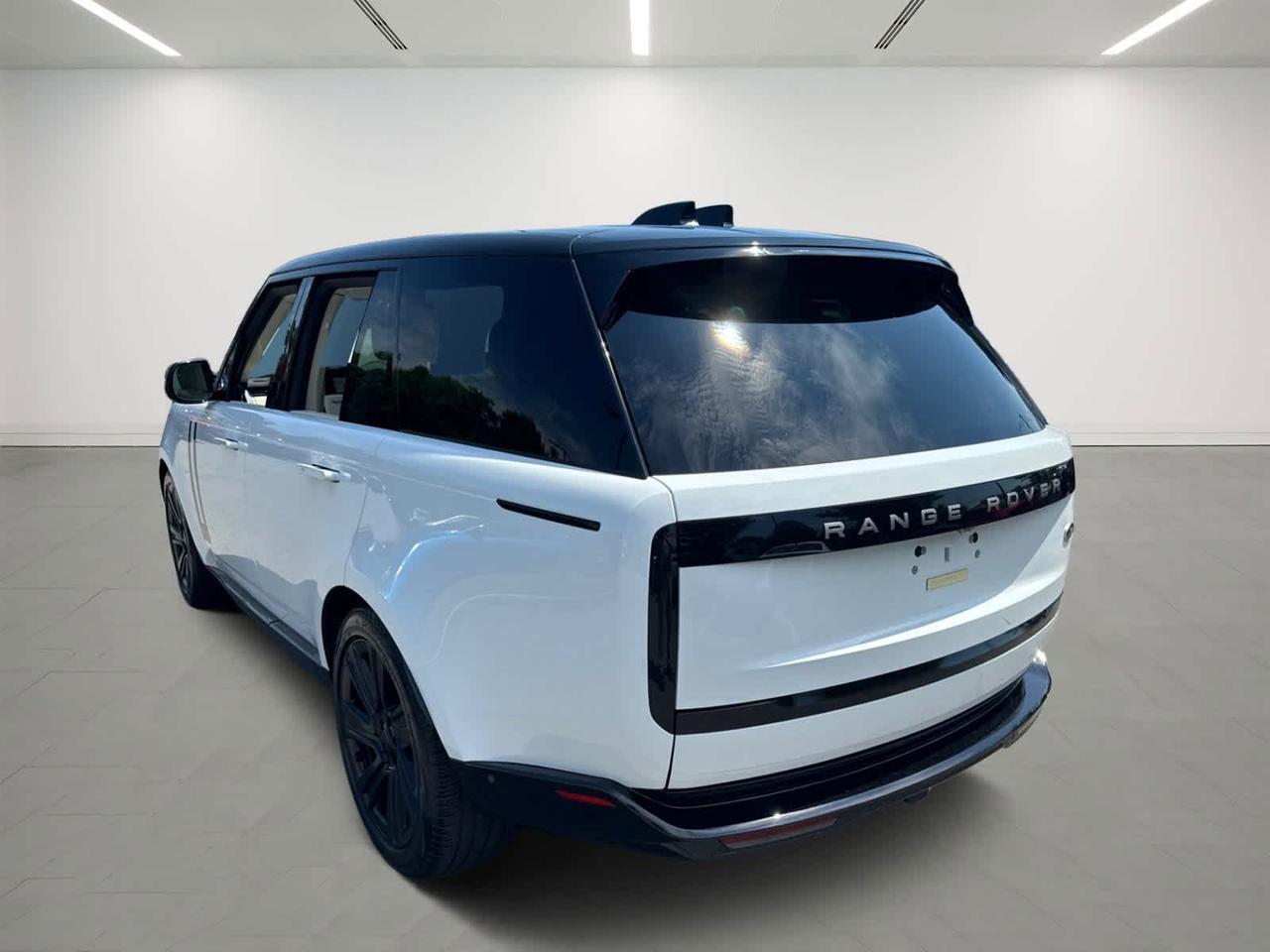 2023 Land Rover Range Rover SE Dartmouth MA