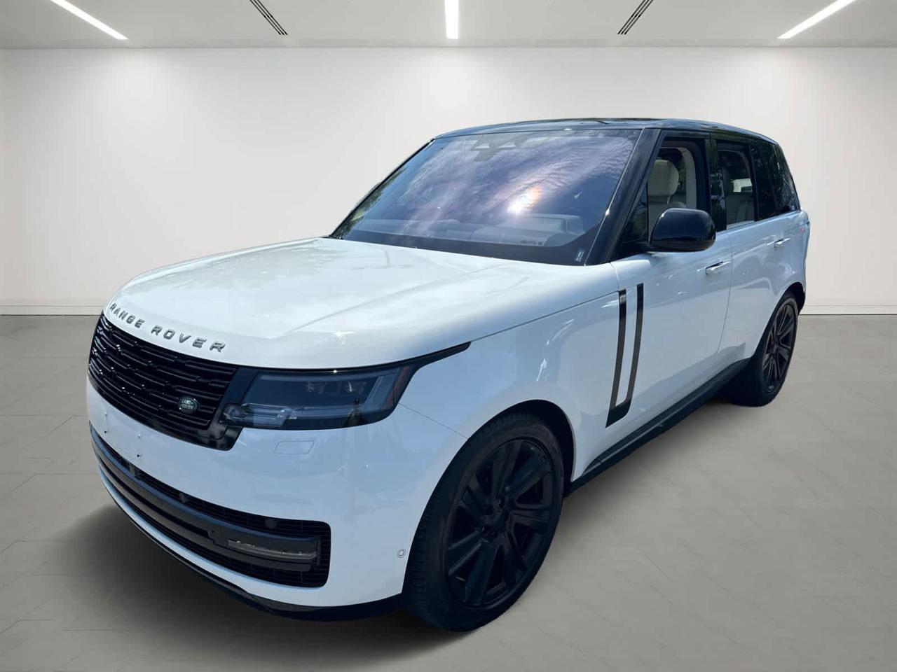 2023 Land Rover Range Rover SE Dartmouth MA