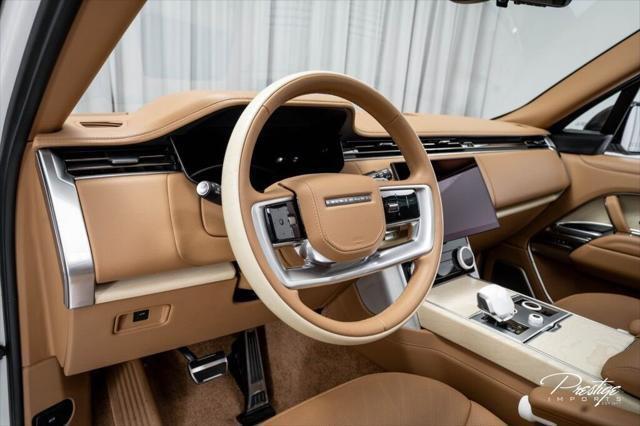 2023 Land Rover Range Rover SV LWB North Miami Beach FL