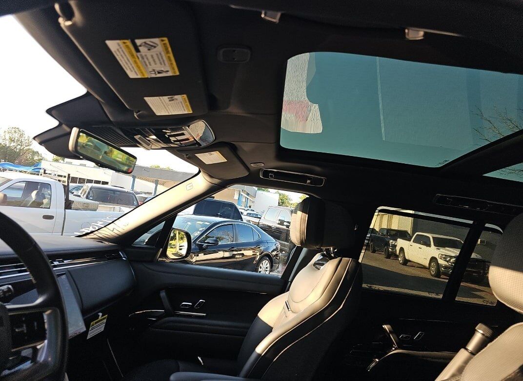 2023 Land Rover Range Rover SV Massage Seats Head-Up Display Portland OR