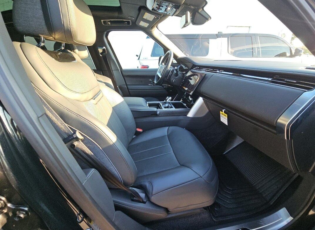 2023 Land Rover Range Rover SV Massage Seats Head-Up Display Portland OR