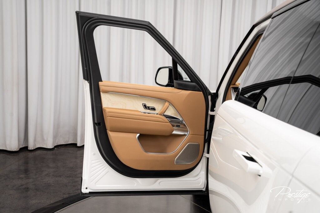 2023 Land Rover Range Rover SV North Miami Beach FL